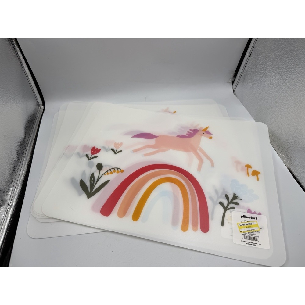 LOT OF 6 BRAND NEW 18" x 14" Unicorn Plastic Kids' Pillowfort Placemats NWT